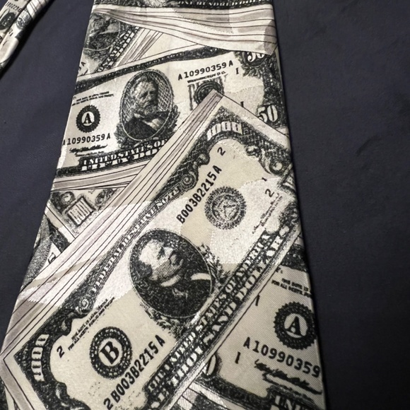 Dollars Tie $$$$ - Picture 3 of 3